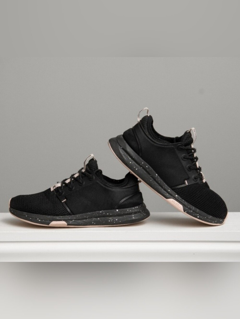 Kuru Black Athletic Shoes Size 7.5 wide - 20732475 Black and Pink Lace Up